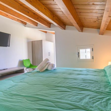 Archimede, Appartamento Con Vista In Centro A מרינה די רגוזה מראה חיצוני תמונה