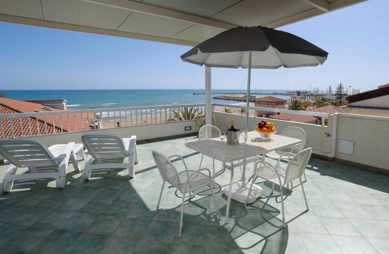 Archimede, Appartamento Con Vista In Centro A מרינה די רגוזה מראה חיצוני תמונה