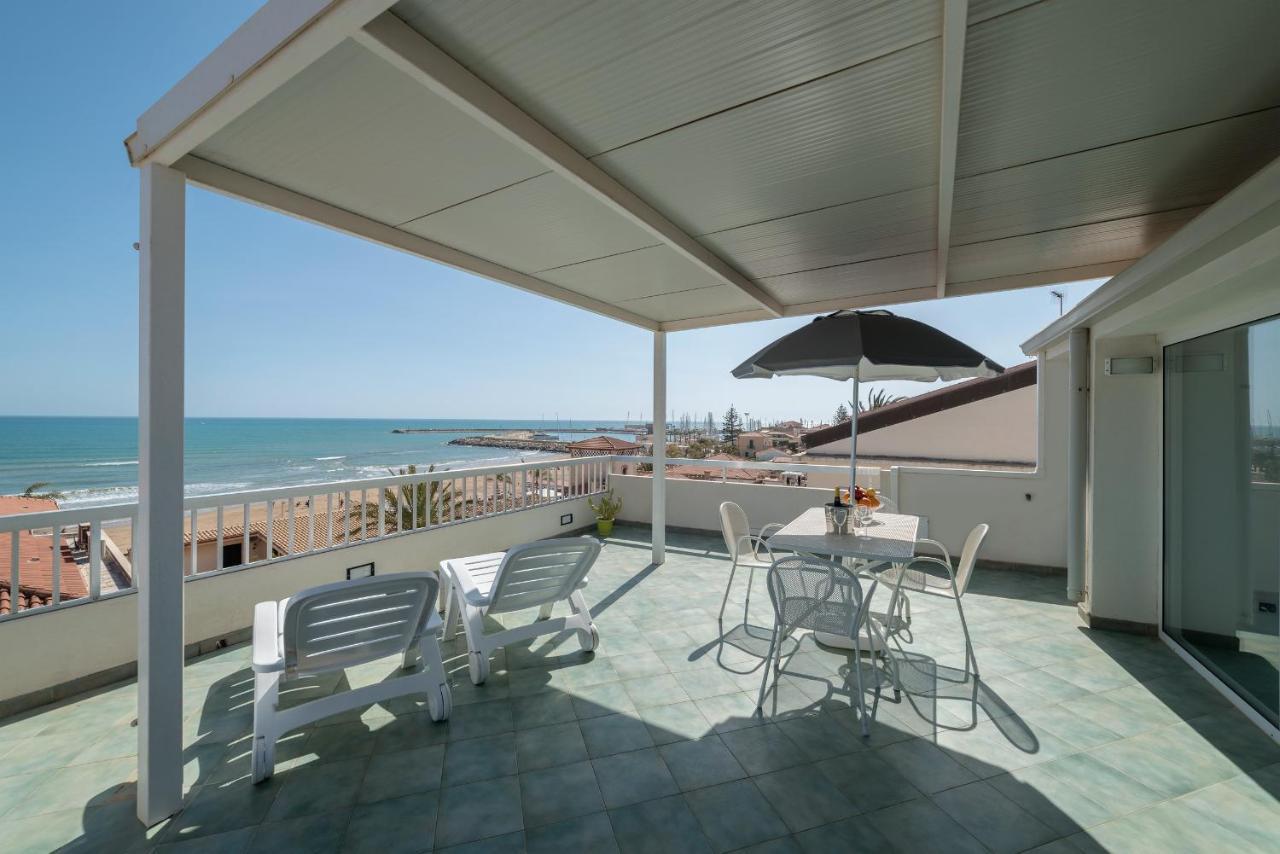 Archimede, Appartamento Con Vista In Centro A מרינה די רגוזה מראה חיצוני תמונה