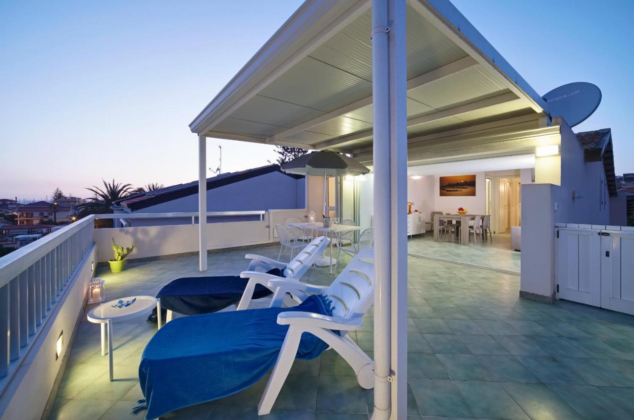 Archimede, Appartamento Con Vista In Centro A מרינה די רגוזה מראה חיצוני תמונה