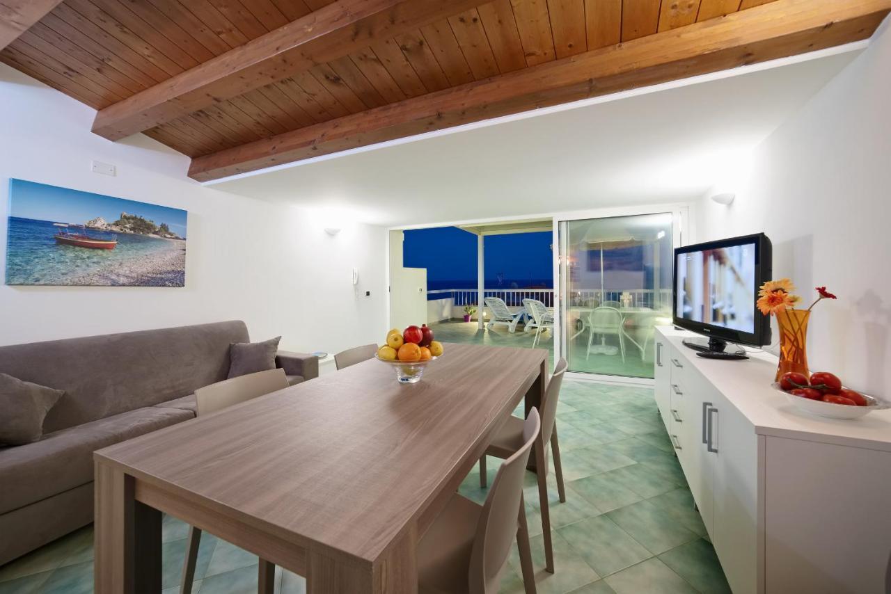 Archimede, Appartamento Con Vista In Centro A מרינה די רגוזה מראה חיצוני תמונה