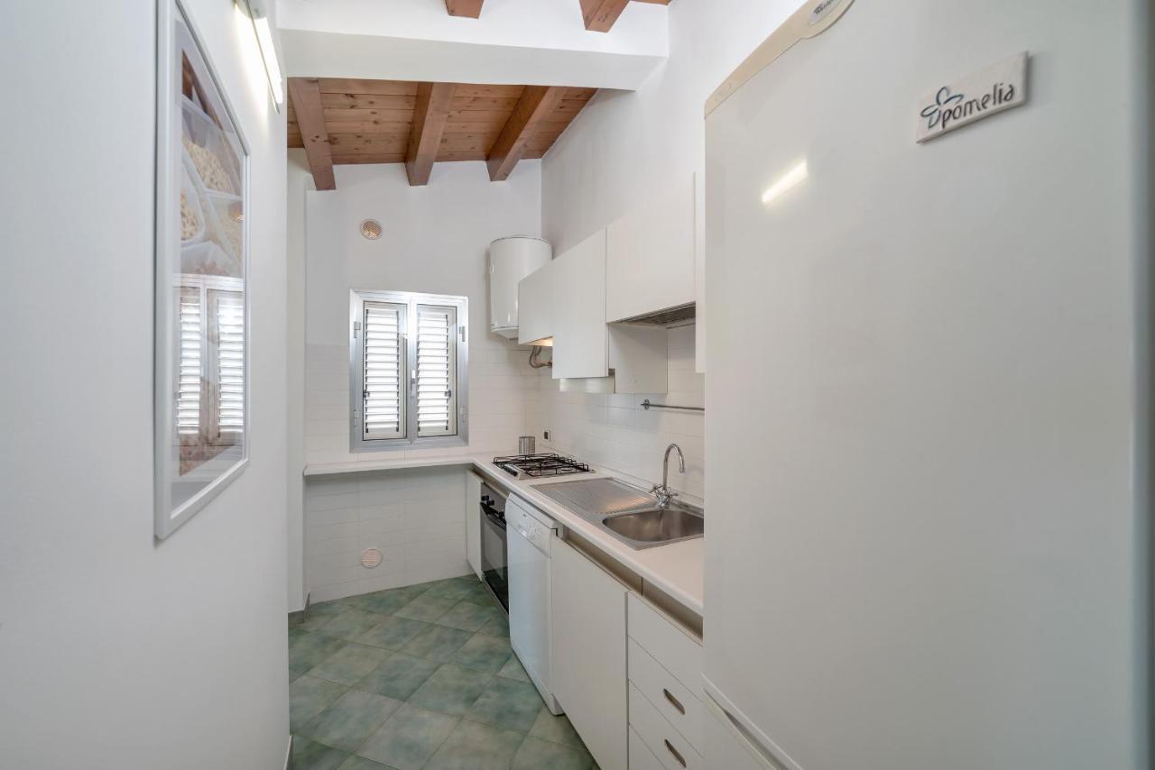 Archimede, Appartamento Con Vista In Centro A מרינה די רגוזה מראה חיצוני תמונה